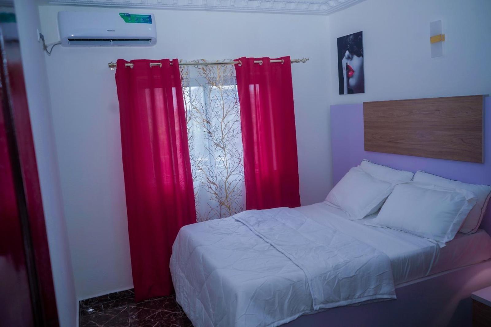 Prince Home Douala Exterior photo
