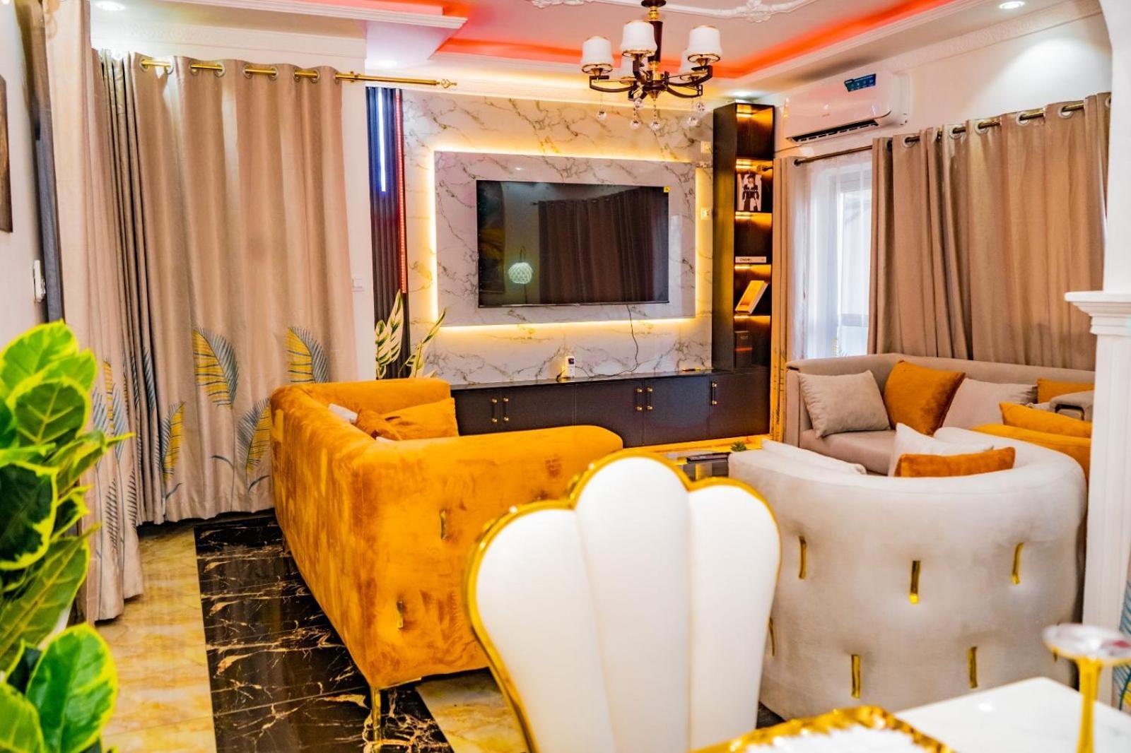 Prince Home Douala Exterior photo